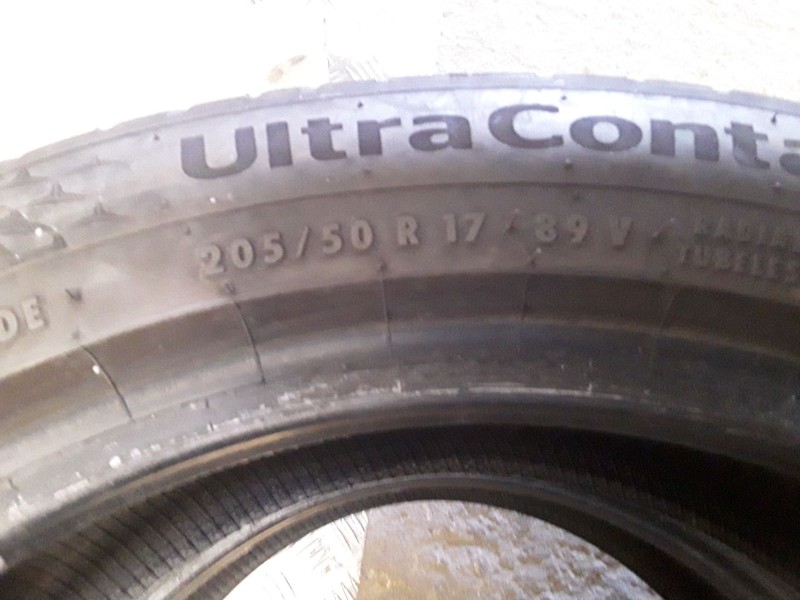 Recambio de neumatico pareja para neumaticos reutilizados - referencia OEM IAM 205501789V CONTINENTAL 205/50/17/89V