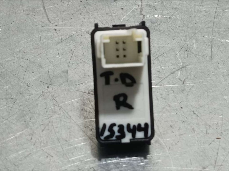 Recambio de mando elevalunas trasero derecho para peugeot 208 (p2) allure referencia OEM IAM 98044803ZD  