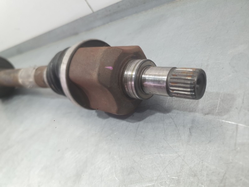 Recambio de transmision delantera izquierda para peugeot 5008 (0u_, 0e_) 1.6 bluehdi 115 referencia OEM IAM 3272PZ  