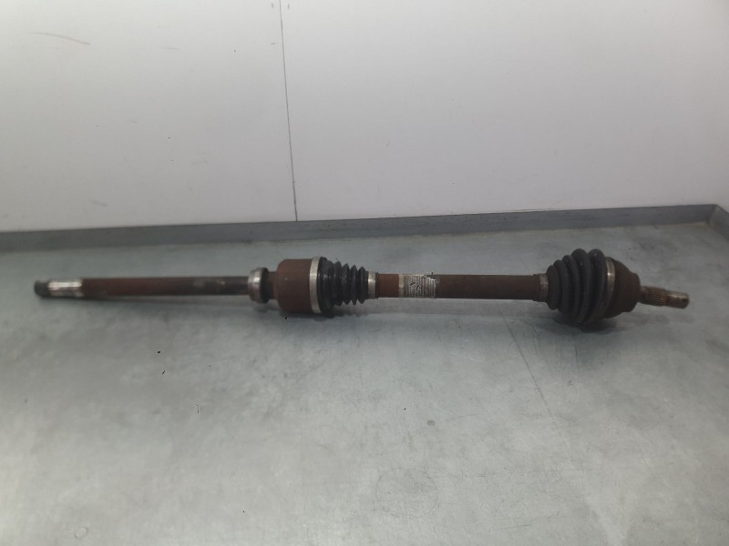 Recambio de transmision delantera derecha para peugeot 5008 (0u_, 0e_) 1.6 bluehdi 115 referencia OEM IAM 3273QK  