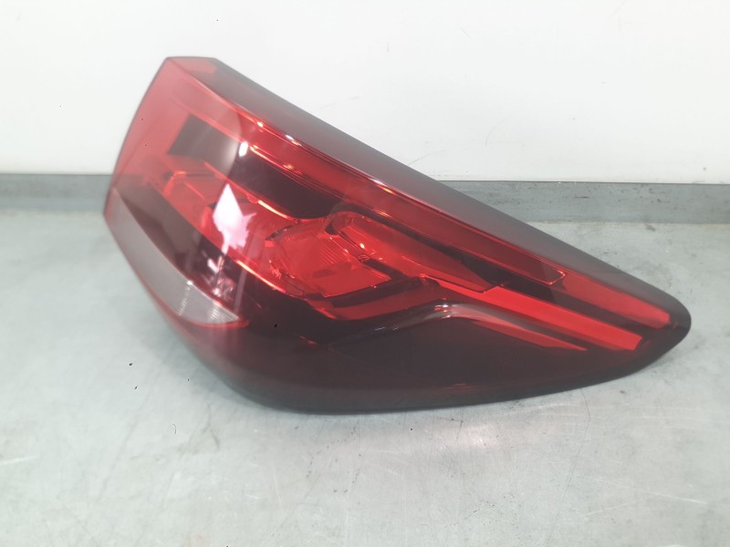Recambio de piloto trasero derecho exterior para mg zs suv (azs1) 1.0 t-gdi referencia OEM IAM 10571682 LED 