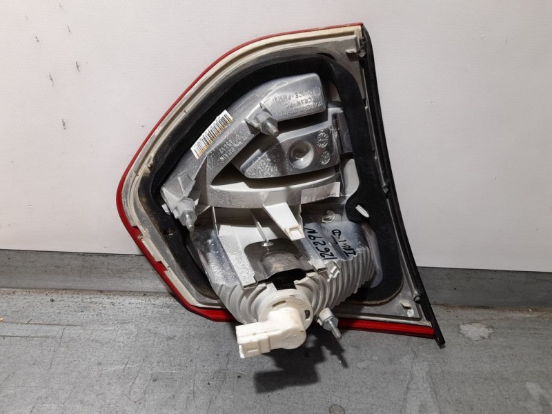 Recambio de piloto trasero derecho para citroën c4 picasso sx referencia OEM IAM 0283312122  INTERIOR