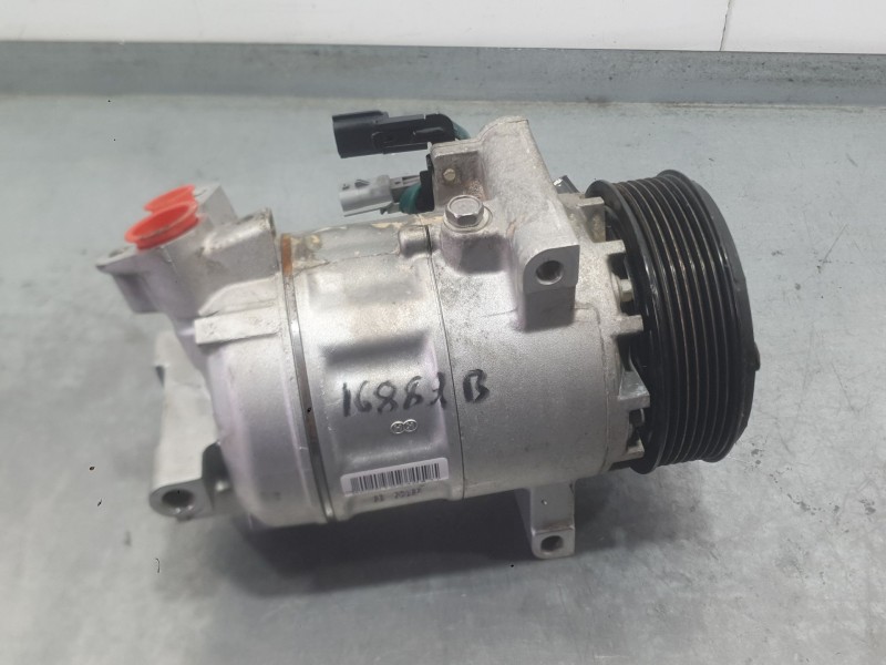 Recambio de compresor aire acondicionado para renault clio v (b7_) 1.0 lpg (b7mt) referencia OEM IAM 926007868R  