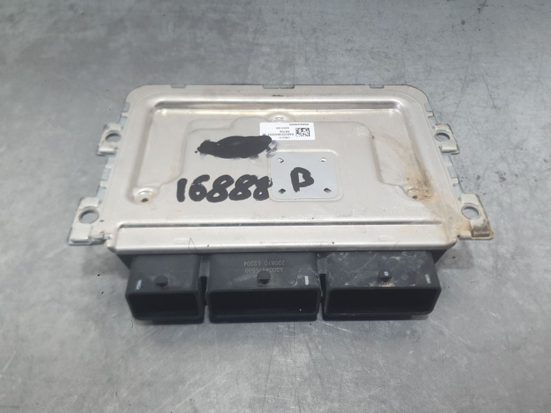 Recambio de centralita motor uce para renault clio v (b7_) 1.0 lpg (b7mt) referencia OEM IAM   