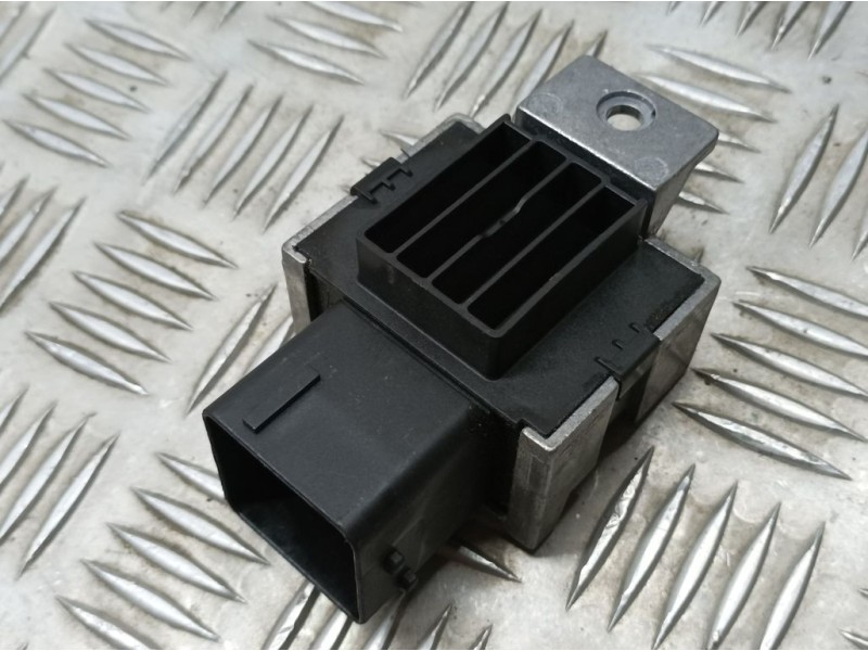 Recambio de caja precalentamiento para peugeot 508 sw allure referencia OEM IAM 9663824880 AV6112A343BA NAGARES