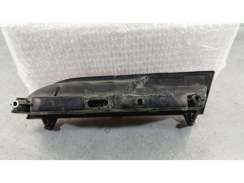 Recambio de piloto trasero derecho paragolpes para bmw i3 (i01) electric referencia OEM IAM 63217304044  