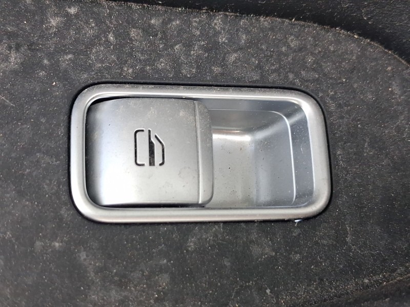 Recambio de mando elevalunas trasero izquierdo para omoda omoda 5 omoda 5 hev referencia OEM IAM 808000851AA  