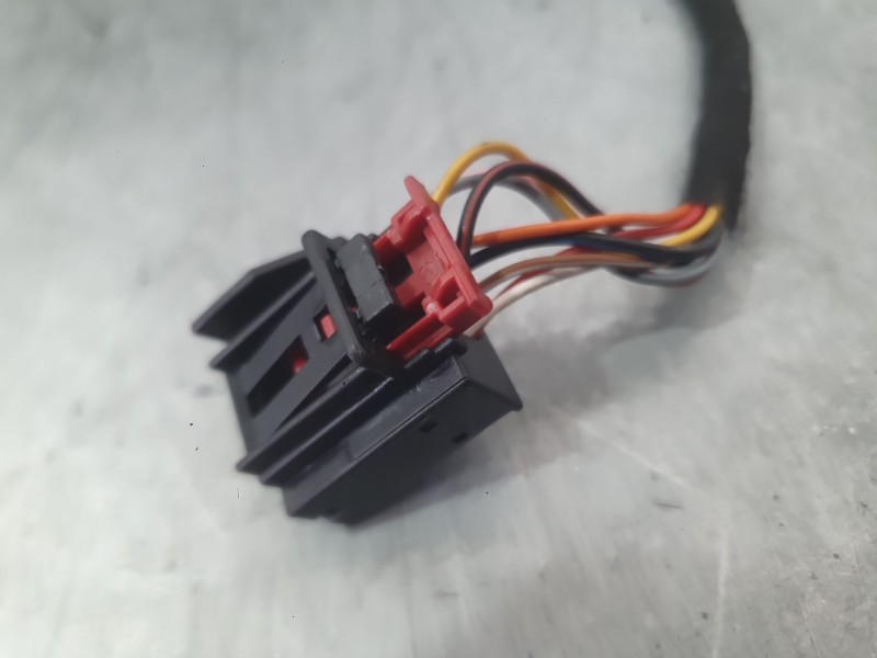 Recambio de retrovisor izquierdo para skoda octavia iii (5e3, nl3, nr3) 1.5 tsi referencia OEM IAM 5E1857507AC ELECTRICO 