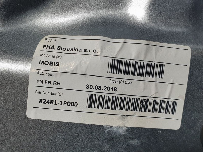 Recambio de elevalunas delantero derecho para kia venga basic referencia OEM IAM 824811P000  MOBIS ELECTRICO 2 PINS