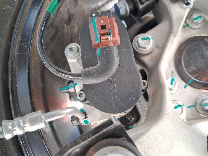 Recambio de pinza freno trasera derecha para omoda omoda 5 omoda 5 hev referencia OEM IAM 204001525AA  