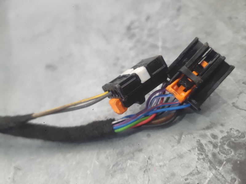 Recambio de retrovisor izquierdo para jeep avenger (j2) electric referencia OEM IAM 735787917 ELECTRICO 