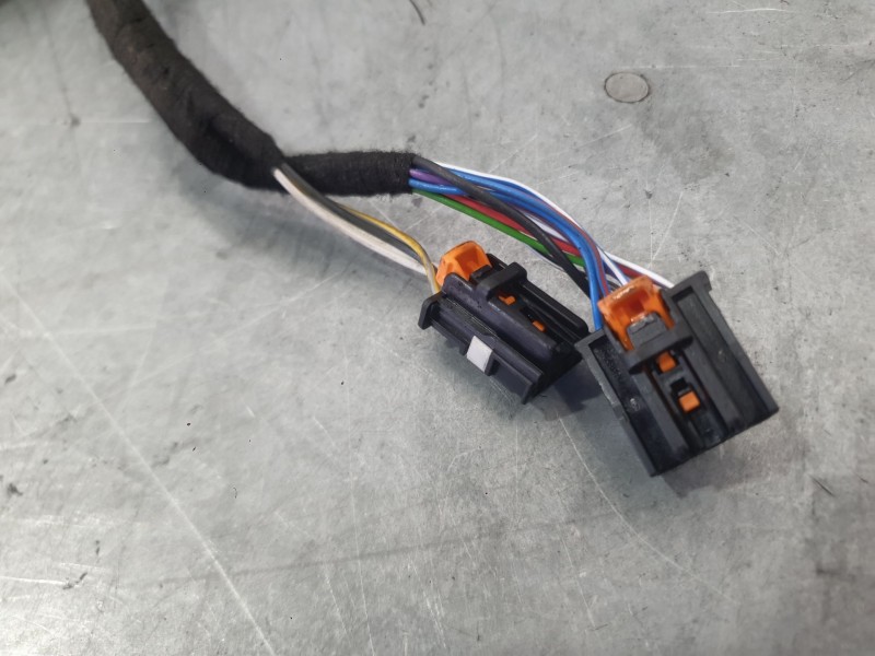 Recambio de retrovisor derecho para jeep avenger (j2) electric referencia OEM IAM 735787913  