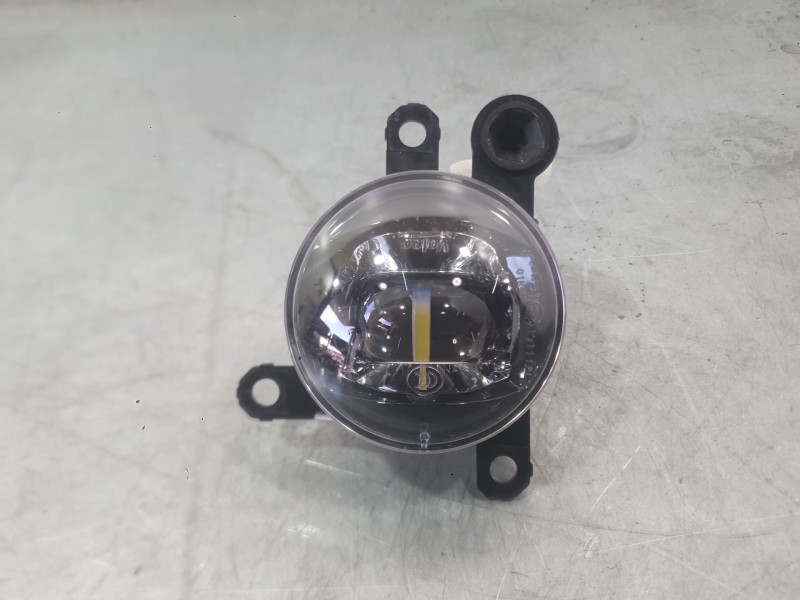 Recambio de faro antiniebla derecho para jeep avenger (j2) electric referencia OEM IAM 9831303680  