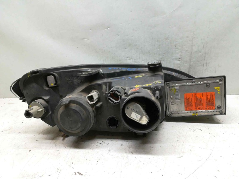Recambio de faro izquierdo para nissan primera berlina (p11) referencia OEM IAM 260609F611 89005899 XENON