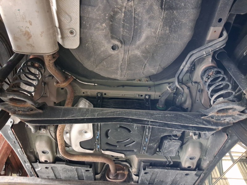 Recambio de puente trasero para mg zs suv (azs1) 1.5 vti referencia OEM IAM 11066668 DISCO C/ABS 5 TORNILLOS 