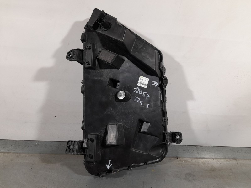 Recambio de piloto delantero izquierdo para peugeot 2008 ii (us_, us-, uy_, uj_, ur_, uc_) 2008 1.2 hybrid referencia OEM IAM 98