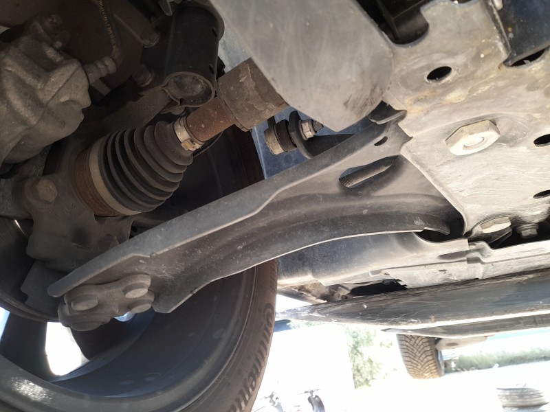 Recambio de brazo suspension inferior delantero derecho para renault clio v (b7_) 1.0 sce 75 (b7m5) referencia OEM IAM 545002446