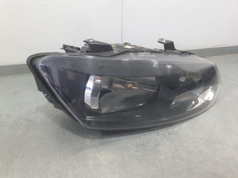 Recambio de faro derecho para volkswagen polo v (6r1, 6c1) 1.2 referencia OEM IAM 6R1941016E  