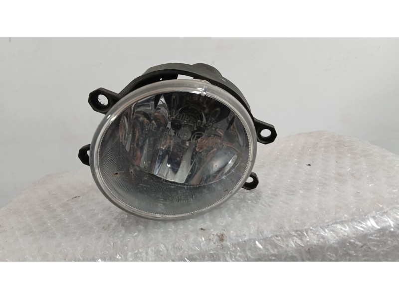 Recambio de faro antiniebla izquierdo para toyota auris (_e18_) 1.8 hybrid (zwe186_) referencia OEM IAM 8122002110  