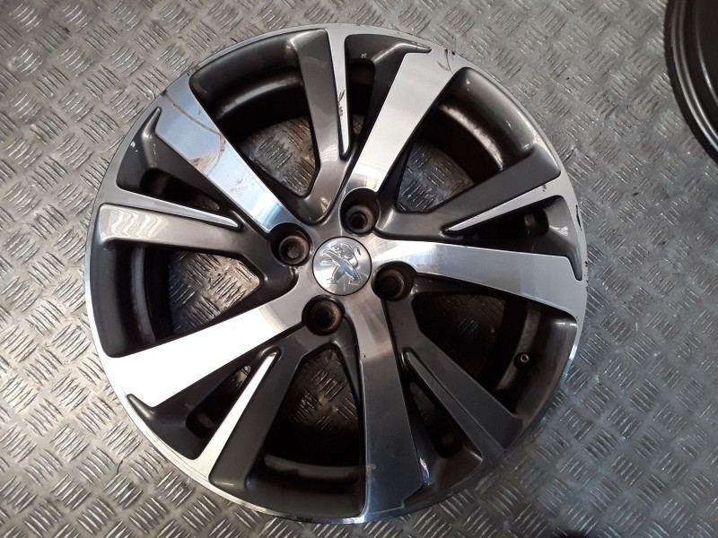 Recambio de juego llantas aluminio para peugeot 2008 i (cu_) 1.2 thp 110 / puretech 110 referencia OEM IAM 6.5X17 4 TORN ET20 RO