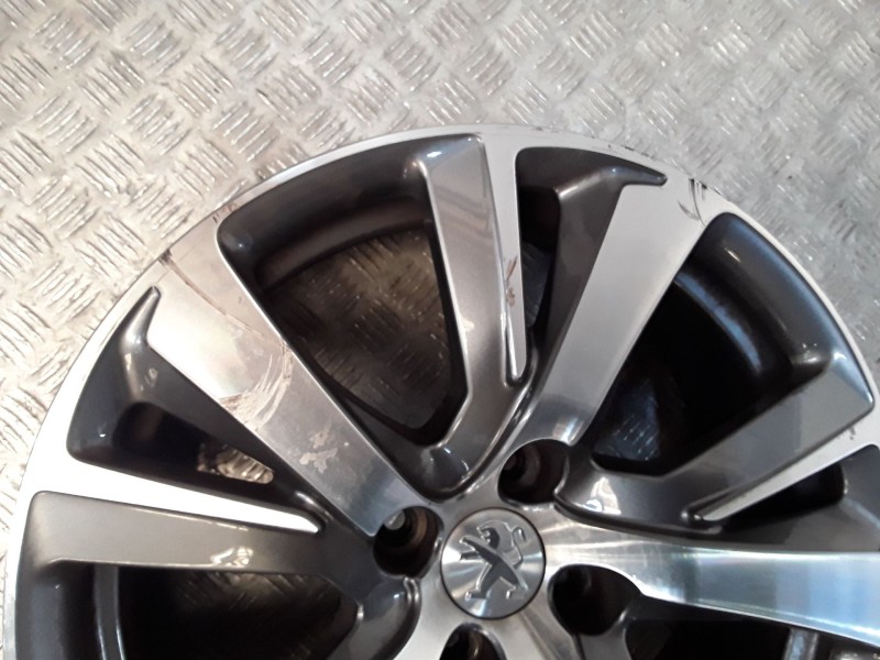Recambio de juego llantas aluminio para peugeot 2008 i (cu_) 1.2 thp 110 / puretech 110 referencia OEM IAM 6.5X17 4 TORN ET20 RO