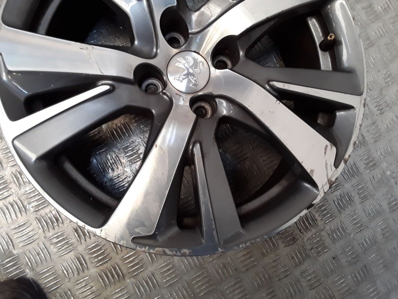 Recambio de juego llantas aluminio para peugeot 2008 i (cu_) 1.2 thp 110 / puretech 110 referencia OEM IAM 6.5X17 4 TORN ET20 RO
