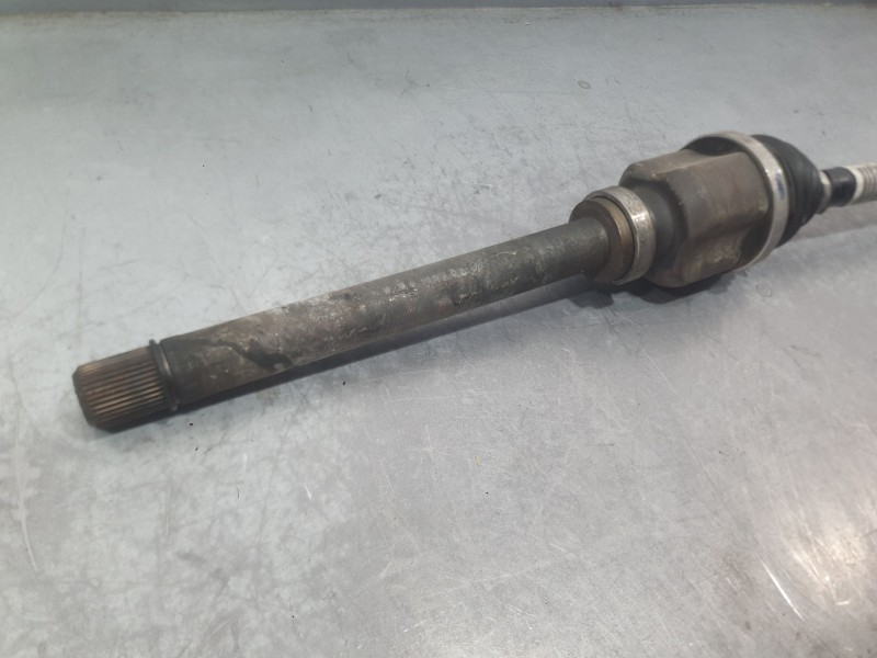 Recambio de transmision delantera derecha para peugeot 308 iii (fb_, fh_, fp_, f3_, fm_) bluehdi 130 (fbyhzl, fbyhzt) referencia