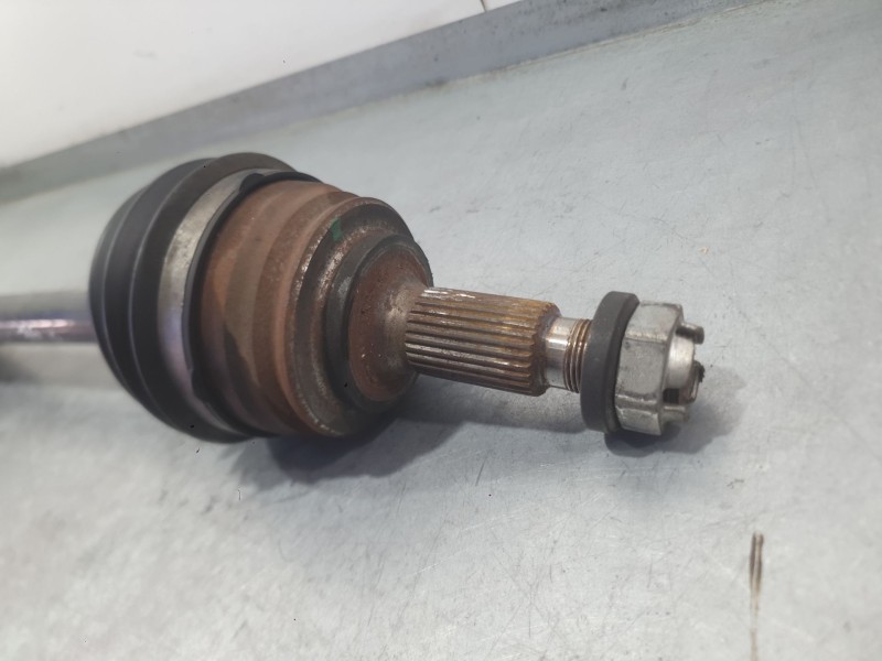 Recambio de transmision delantera izquierda para peugeot 308 iii (fb_, fh_, fp_, f3_, fm_) bluehdi 130 (fbyhzl, fbyhzt) referenc