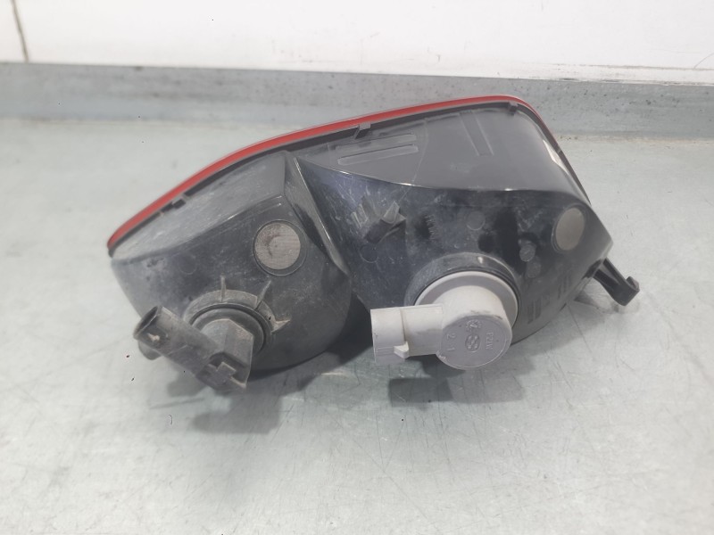 Recambio de piloto trasero derecho paragolpes para peugeot 308 iii (fb_, fh_, fp_, f3_, fm_) bluehdi 130 (fbyhzl, fbyhzt) refere