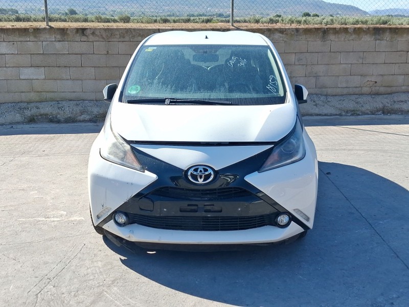 toyota aygo (_b4_) del año 2015