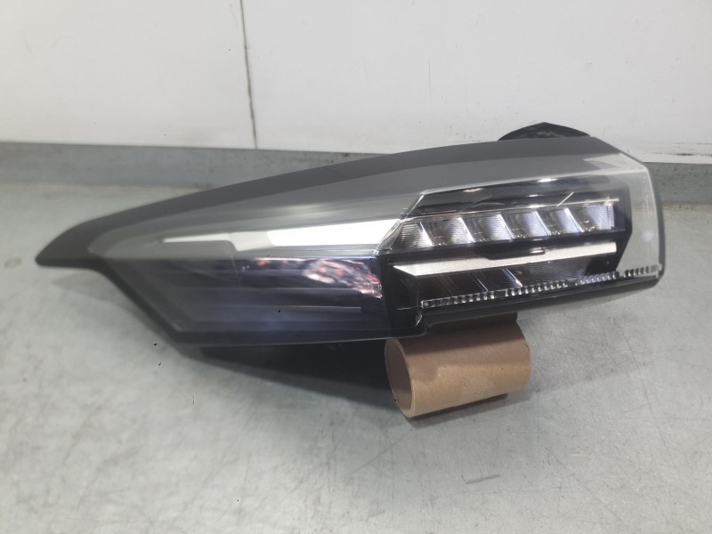 Recambio de piloto trasero izquierdo exterior para peugeot 308 iii (fb_, fh_, fp_, f3_, fm_) bluehdi 130 (fbyhzl, fbyhzt) refere