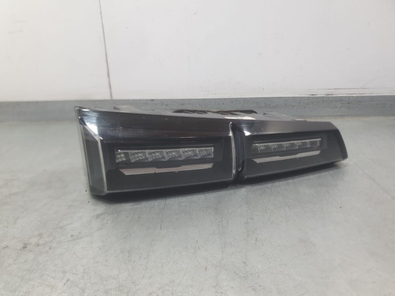 Recambio de piloto trasero izquierdo interior para peugeot 308 iii (fb_, fh_, fp_, f3_, fm_) bluehdi 130 (fbyhzl, fbyhzt) refere
