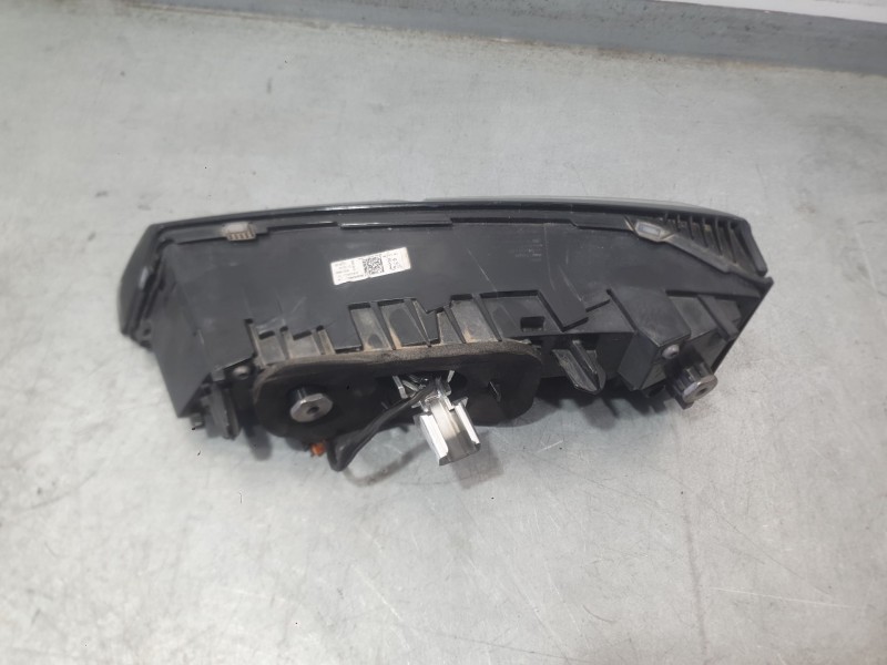 Recambio de piloto trasero izquierdo interior para peugeot 308 iii (fb_, fh_, fp_, f3_, fm_) bluehdi 130 (fbyhzl, fbyhzt) refere