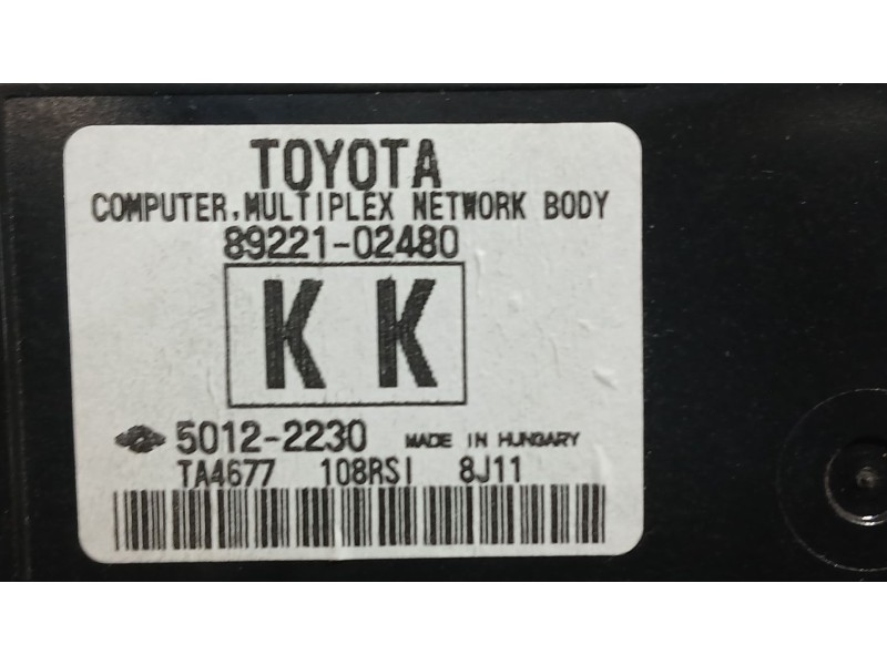 Recambio de caja reles / fusibles para toyota auris (_e18_) 1.8 hybrid (zwe186_) referencia OEM IAM   