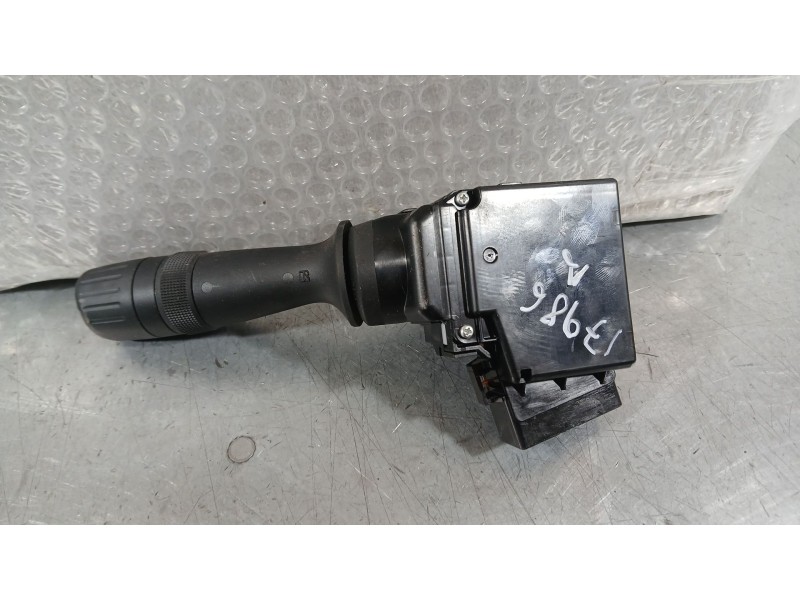 Recambio de mando limpia para toyota auris (_e18_) 1.8 hybrid (zwe186_) referencia OEM IAM   