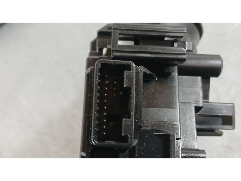 Recambio de mando luces para toyota auris (_e18_) 1.8 hybrid (zwe186_) referencia OEM IAM   