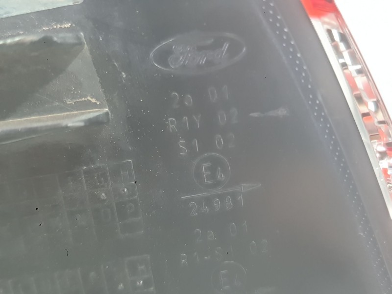 Recambio de piloto trasero derecho exterior para ford fiesta vii (hj, hf) 1.0 ecoboost referencia OEM IAM   