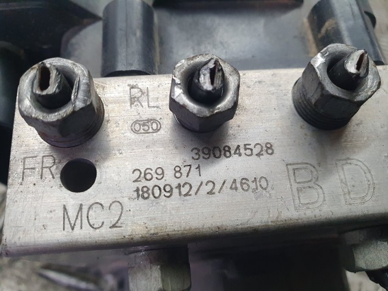 Recambio de abs para opel adam rocks ecoflex referencia OEM IAM 39084528 269871 BOSCH