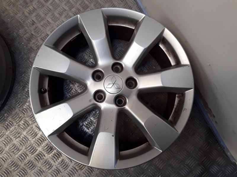 Recambio de juego llantas aluminio para mitsubishi outlander ii van (cw_w) di-d 4wd (cw1w) referencia OEM IAM 7X18 5 TORN ET38 R