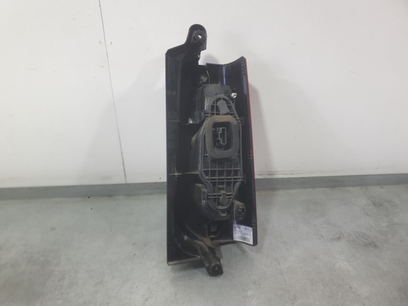 Recambio de piloto trasero izquierdo para citroën berlingo furgón/monospace (k9) 1.5 bluehdi 100 referencia OEM IAM 9819235880 T