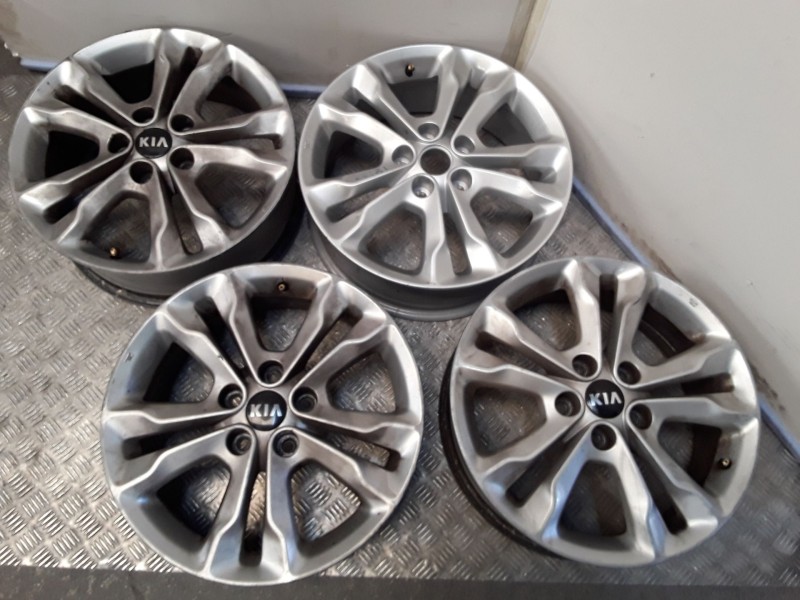 Recambio de juego llantas aluminio para kia optima (fsgds6b) 1.7 crdi referencia OEM IAM 6.5X17 5 TORN ET44 ROZADAS ALUMINIO
