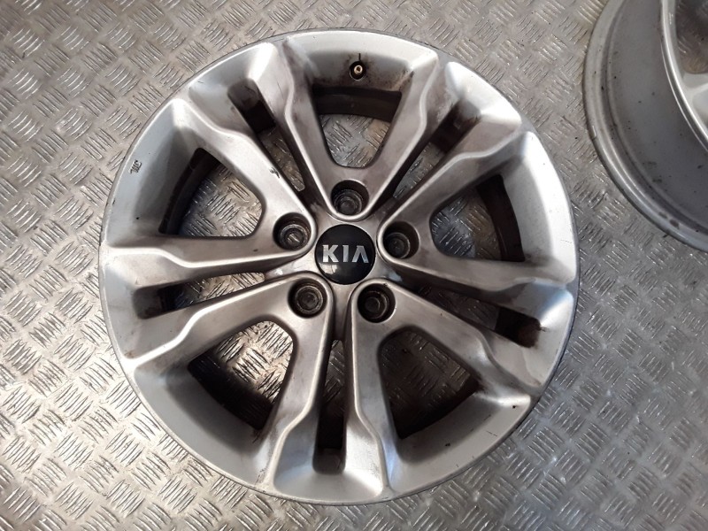 Recambio de juego llantas aluminio para kia optima (fsgds6b) 1.7 crdi referencia OEM IAM 6.5X17 5 TORN ET44 ROZADAS ALUMINIO