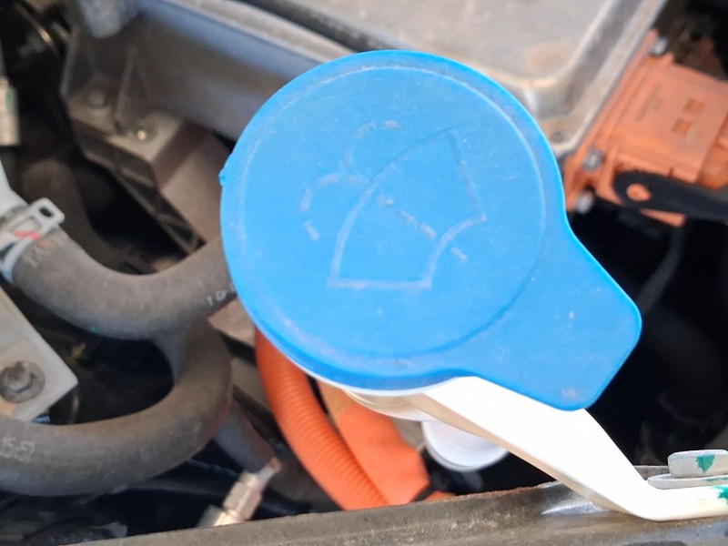 Recambio de deposito limpia para mg zs suv (azs1) ev referencia OEM IAM 10361598  