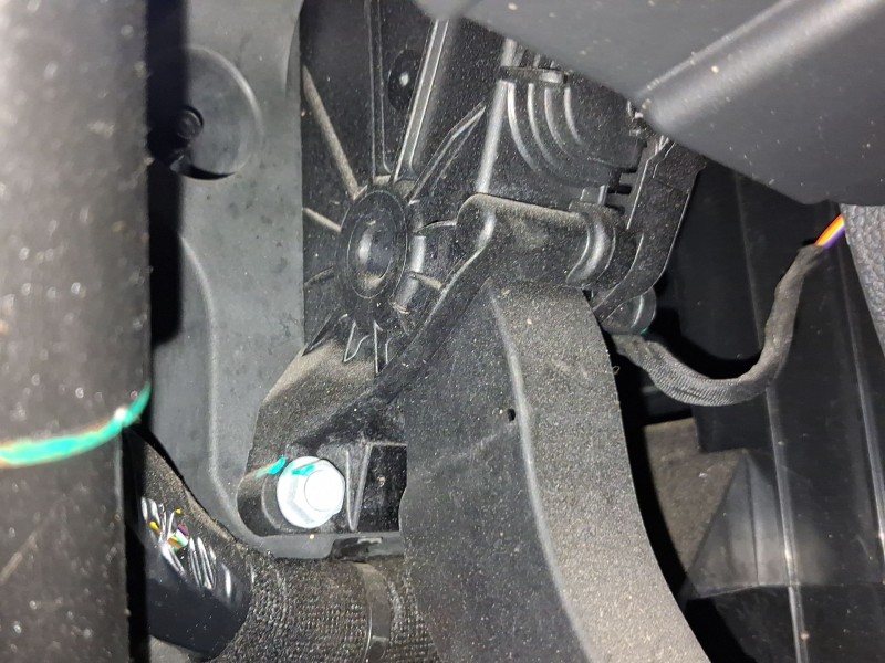 Recambio de potenciometro pedal para mg zs suv (azs1) ev referencia OEM IAM 10255273  