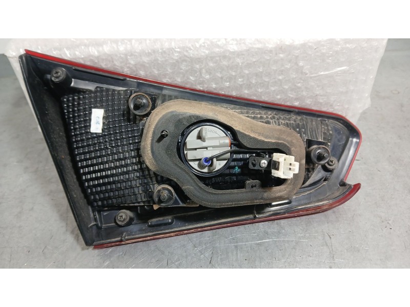 Recambio de piloto trasero derecho interior para hyundai i20 ii (gb, ib) 1.2 referencia OEM IAM 92404C8000  