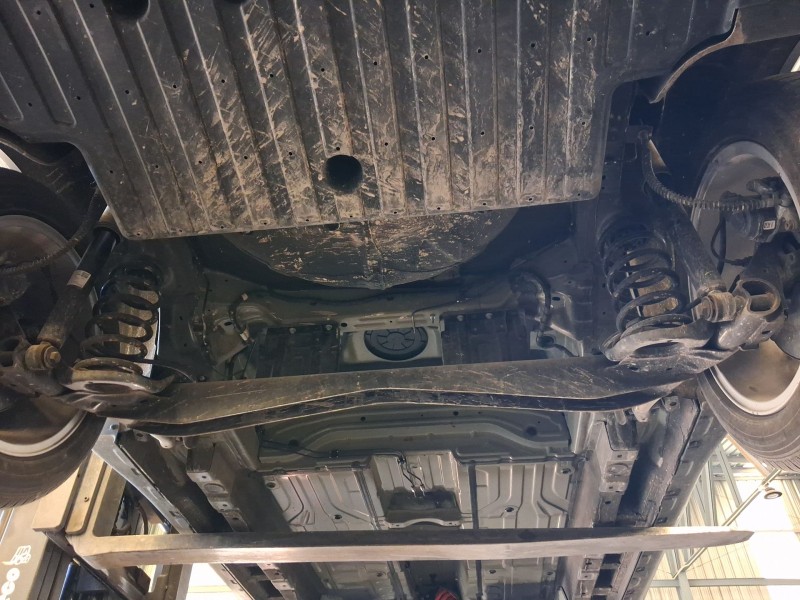 Recambio de puente trasero para mg zs suv (azs1) ev referencia OEM IAM 11066666  