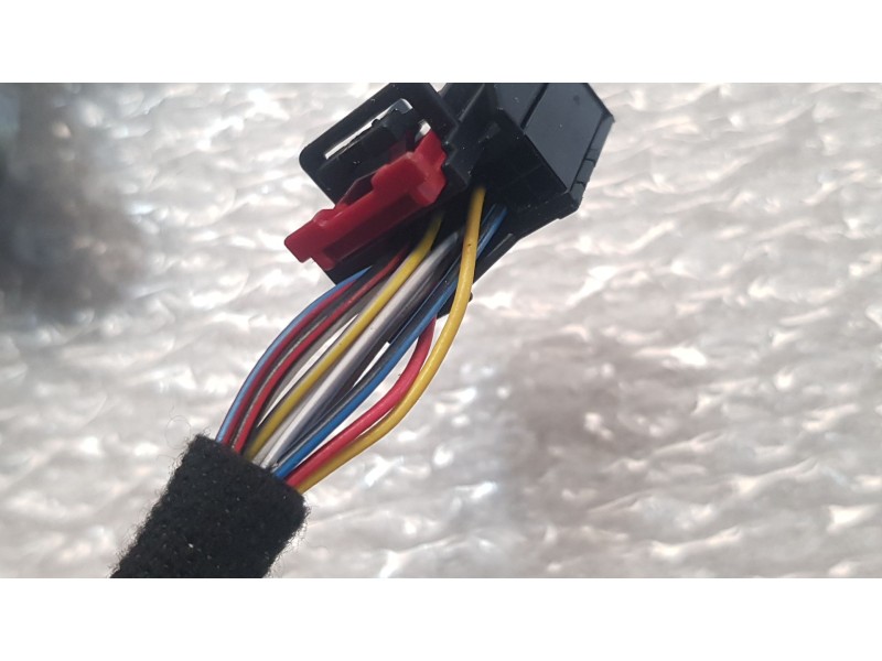 Recambio de retrovisor derecho para volkswagen golf sportsvan vii (am1, an1) 1.4 tsi referencia OEM IAM 517857508AH9B9 ELECTRICO