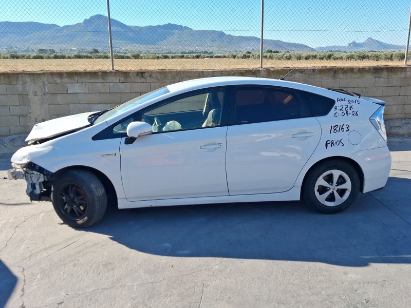 toyota prius (_w3_) del año 2013