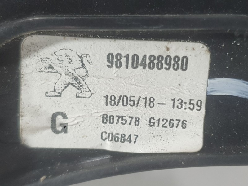 Recambio de elevalunas delantero izquierdo para peugeot 3008 ii suv (mc_, mr_, mj_, m4_) 1.5 bluehdi 130 referencia OEM IAM 9840