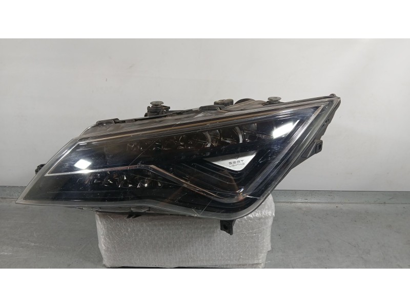 Recambio de faro izquierdo para seat leon st (5f8) 1.4 tgi referencia OEM IAM 5F1941005B  